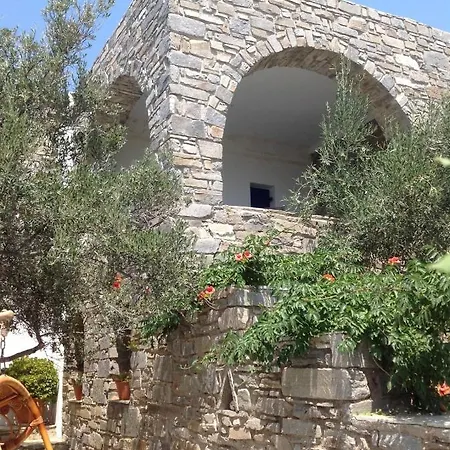 Villa Pure White Seven-bedroom - 16 Guests - Private Pool - Aspro Chorio *