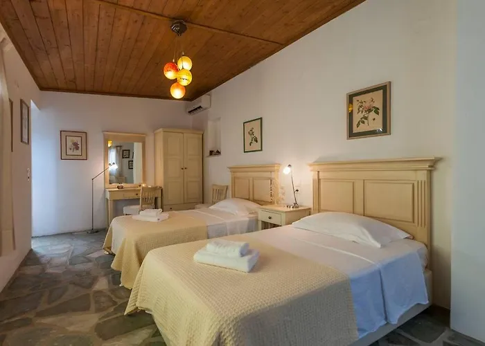 别墅 Pure White Seven-bedroom - 4,736 Sq Ft Or 440sqm - Sleeps Up To 16 *