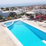 Villa Pure White Seven-bedroom - 4,736 Sq Ft Or 440sqm - Sleeps Up To 16 Drios