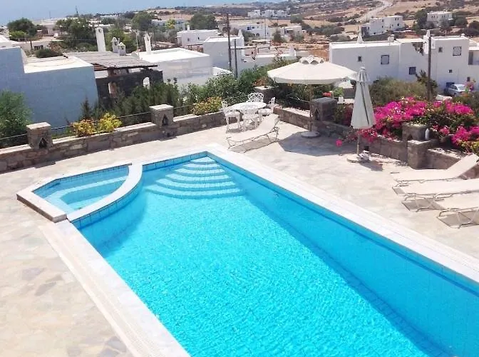 Villa Pure White Seven-bedroom - 4,736 Sq Ft Or 440sqm - Sleeps Up To 16 Drios
